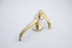 SYMPHONY 180 LEVER ON ROUND ROSE FULL SET Raw Brass