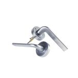 VELOCITY 55MM ROUND PRIVACY SET& L4 LEVER SC TP Satin Chrome